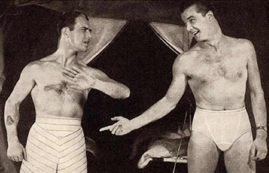 I primi slip per uomo – L’abolizione della Camera dei Deputati – Indira Gandhi, la lady di ferro indiana