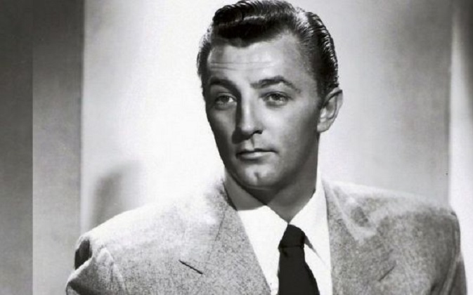 Robert Mitchum.