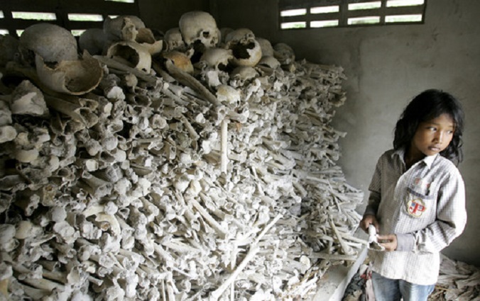 Gli Khmer rossi e il genocidio cambogiano