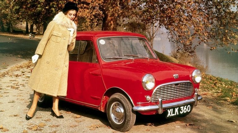 La prima Mini-Minor – Il Festival dell’Isola di Wight – L’elezione di Giovanni Paolo I