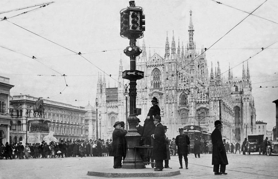Il primo semaforo in Italia