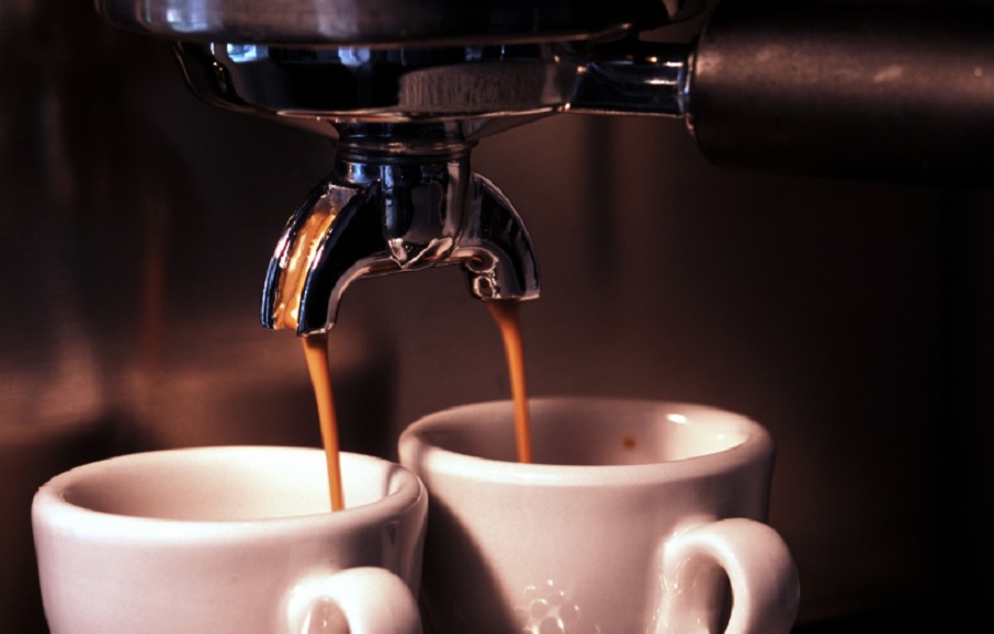 La nascita della macchina da caffè espresso – Il catalogo Vermeer – L’addio al calcio del Divin Codino