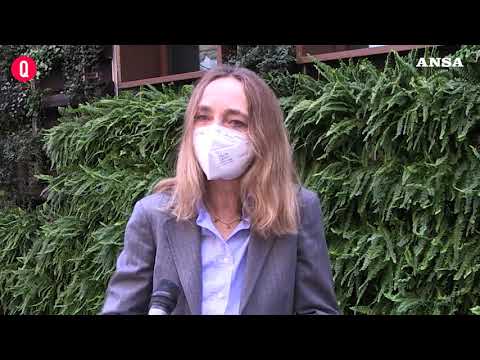 Vaccini, Comitato bioetico: “No obbligo di vaccinazione ma attenzione massima alle fake news”