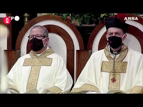 Natale, La messa di mezzanotte nella chiesa della nativita’ di Betlemme