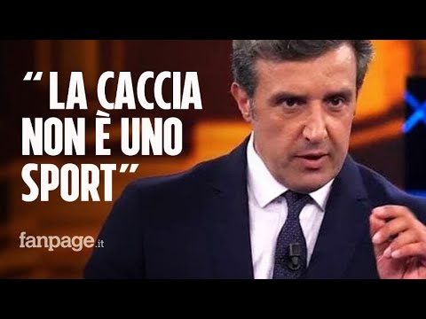 Flavio Insinna contro la caccia: Federcaccia boicotta l’Eredità ma il pubblico lo sostiene