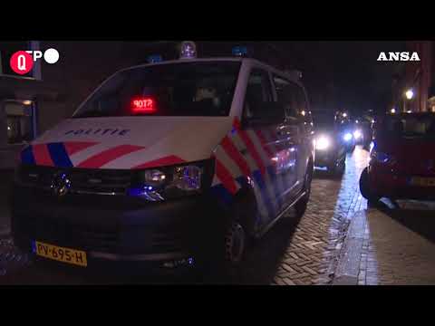 Scontri a proteste anti-lockdown, centinaia di arresti in Olanda