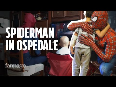 La seconda vita di Mattia: da impiegato portuale a supereroe, per portare sorrisi ai bimbi malati