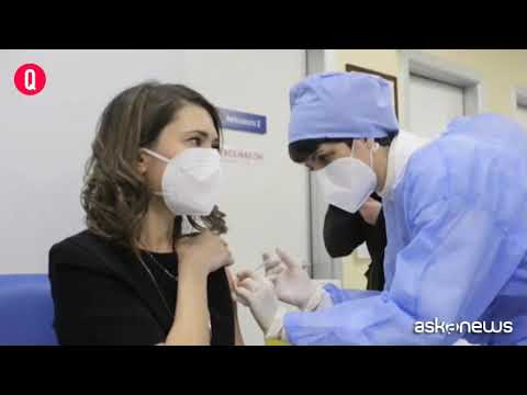 L’Italia sfonda quota un milione di vaccinati, Conte: primi in Ue