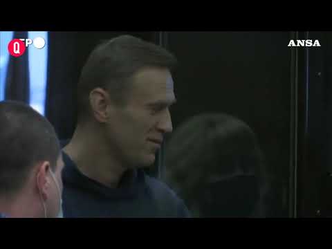 Navalny e’ in tribunale per la sentenza, rischia oltre 3 anni di carcere