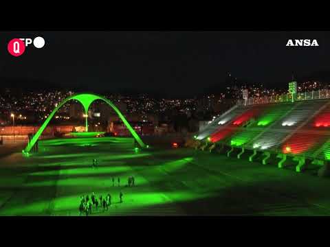 Brasile, Carnevale: il sambodromo di Rio illuminato per rendere omaggio alle vittime del covid