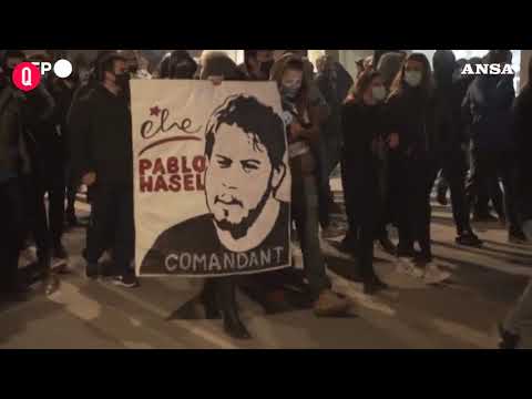 Barcellona, scontri e proteste dopo l’arresto del rapper Hasel