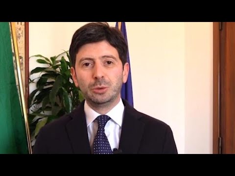 Covid, Speranza: «Donne e uomini della sanità sono il nostro patrimonio più prezioso»