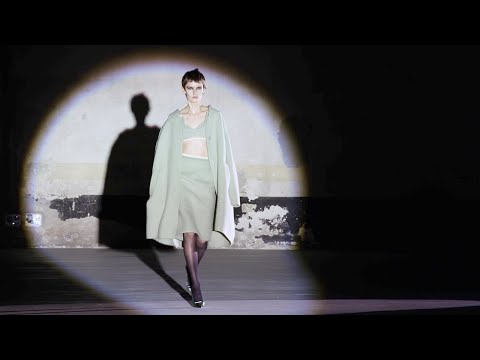 Nº21 | Fall Winter 2021/2022 | Full Show
