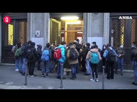 Scuola rischia lo stop. Rezza: “doloroso ma possibile”