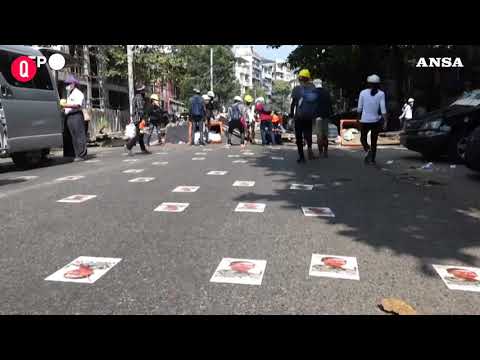Myanmar, guerriglia urbana per le strade di Yangon