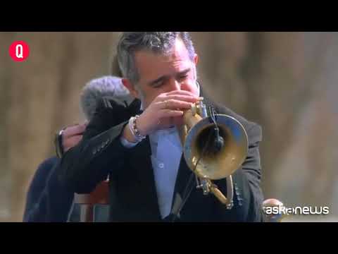 La tromba di Fresu per le vittime Covid, emozione a Bergamo