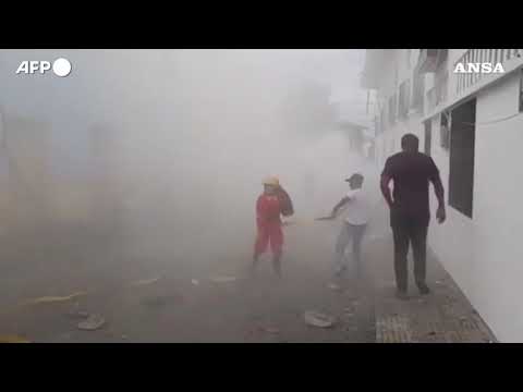 Colombia, autobomba a Corinto: almeno 17 feriti