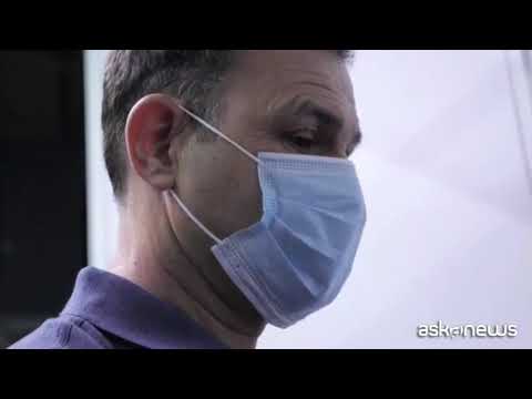 Covid, a Belfast il centro vaccinale è nello stadio