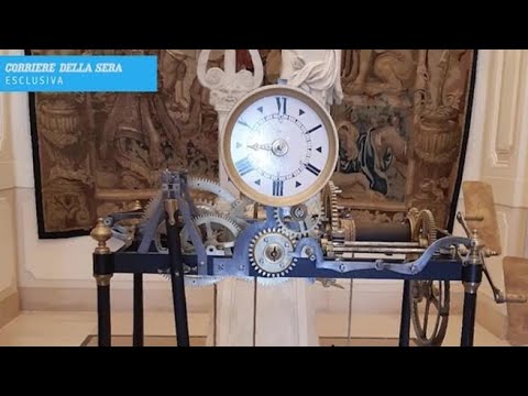 L’orologio del Quirinale fatto a pezzi e rivenduto: ritrovato dai carabinieri e restituito al…