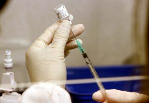 Negoziati Ue-Pfizer per 1,8 miliardi di vaccini in tre anni