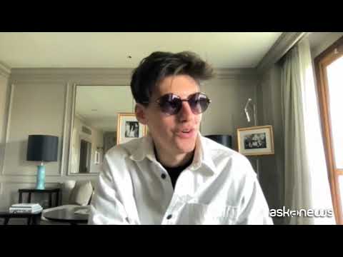 Emanuele Aloia con Sindrome di Stendhal si esibisce agli Uffizi