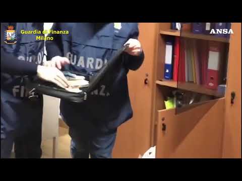 Covid e truffe: chiedevano contributi pubblici senza diritto, 21 arresti