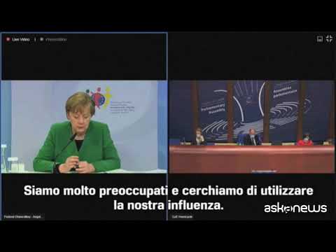 Merkel si dice “molto preoccupata” per la situazione di Navalny