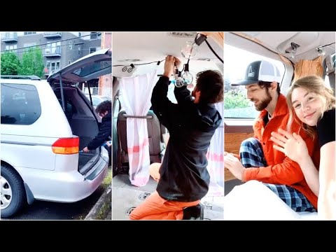 Trasformano la loro auto in un camper in miniatura: l’idea originale per viaggiare spendendo poco