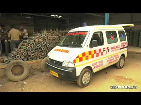 In India record di contagi: 315.000 in 24 ore. Cosa non funziona