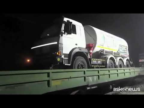 Covid, in India parte l'”Oxygen Express” in aiuto degli ospedali