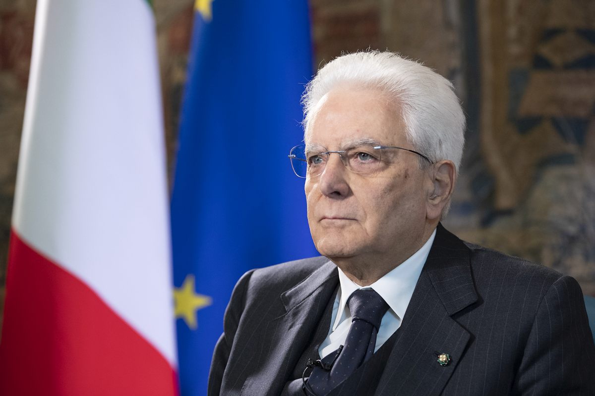 Mattarella “Le istituzioni siamo noi stessi”