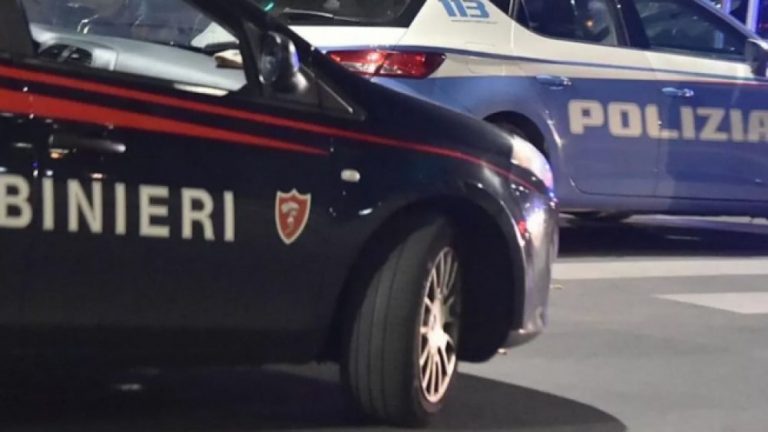 Assembramento al bar: i carabinieri multano i poliziotti