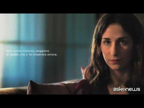 Lo spot contro la violenza sulle donne con la voce della Vanoni