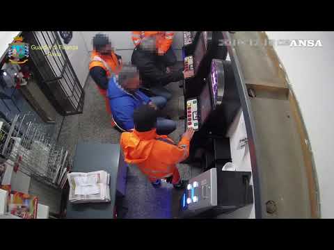 Rifiuti, sei arresti legati a una societa’ di raccolta e smaltimento