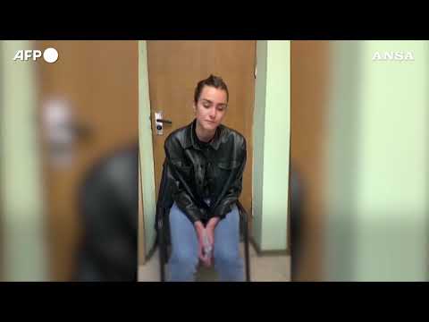 Bielorussia, la compagna del dissidente Protasevich ripresa in un video