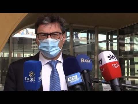 Alitalia, Giorgetti: «Accettare la sfida e provare a vincerla»