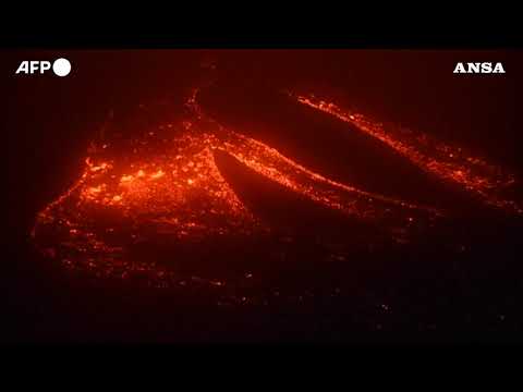 Guatemala, la spettacolare eruzione del vulcano Pacaya