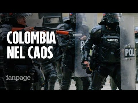 “Ci stanno ammazzando!”: polizia spara e uccide 30 manifestanti, la Colombia è fuori controllo