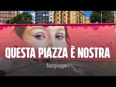 Noemi, bimba ferita dalla camorra, firma a Napoli un murales con i suoi occhi: “Questa piazza è nost