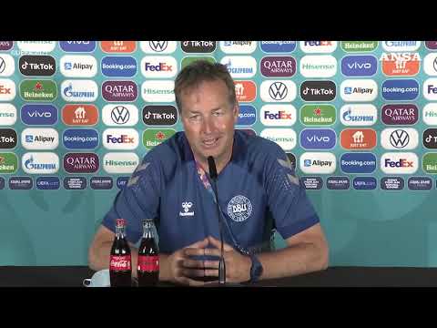 Europei, il ct danese: “Eriksen guardera’ la partita dall’ospedale, per noi e’ insostituibile”