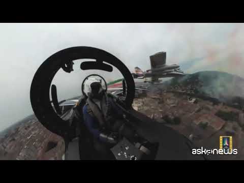 Brescia, le Frecce Tricolori danno il via alla Mille Miglia 2021