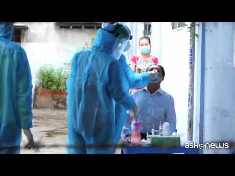 Covid, paura in Vietnam per la nuova variante: stop voli ad Hanoi