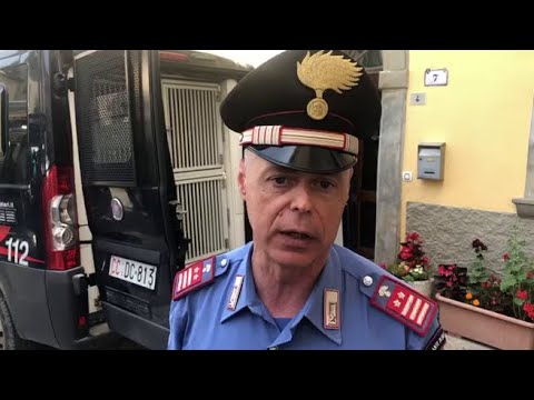 Il carabiniere che ha soccorso il bambino scomparso: «Mi si è subito aggrappato al collo»