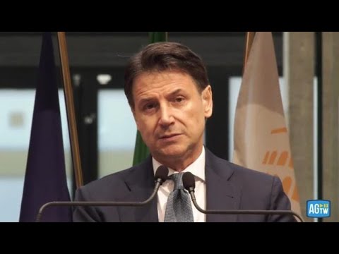 Conte: «No a una leadership dimezzata, non sarò il prestanome del M5s»