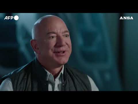 Bezos tra i primi turisti spaziali della sua navetta
