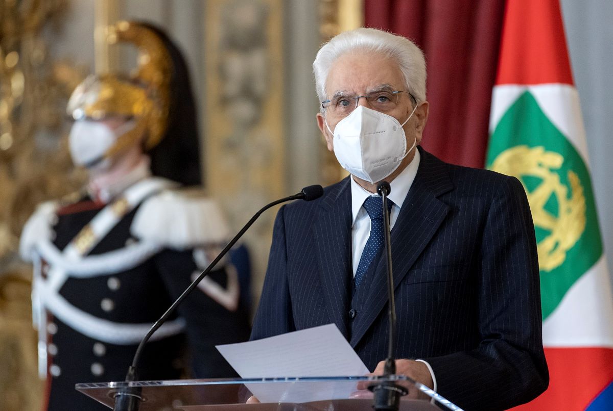 Mattarella conferisce “motu proprio” onorificenze a Nazionale