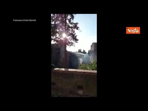 Incendio all’anfiteatro Flavio di Pozzuoli, l’intervento dei Vigili del Fuoco