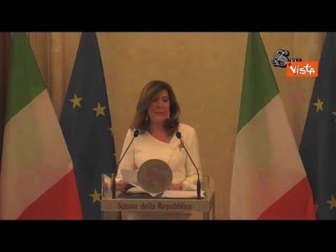 Casellati: “Attenti a infodemia, ingiustificata e pericolosa visibilità virologi”