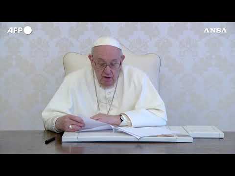 Il Papa a sorpresa ricoverato al Gemelli e operato al colon