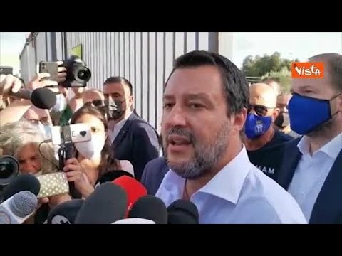 Carceri, Salvini: «Non accettabili minacce anche da clan»